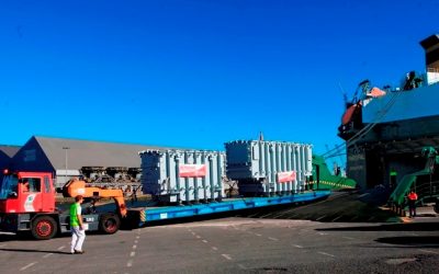 Embarque de carcasas de transformadores